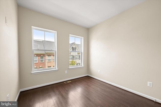 7204 BARRBERRY LN, Beltsville, MD 20705