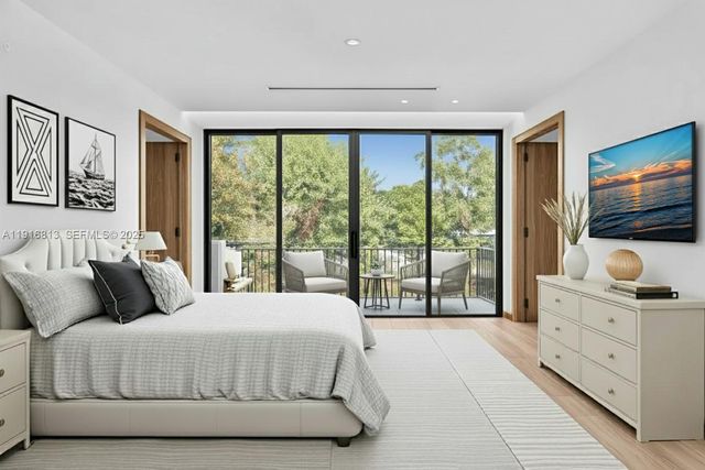 2175 SW 25th St, Miami, FL 33133