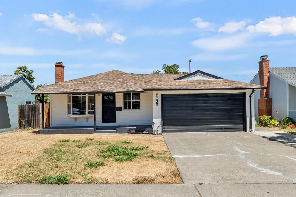 2529 Encinal Ave, Sacramento, CA 95822
