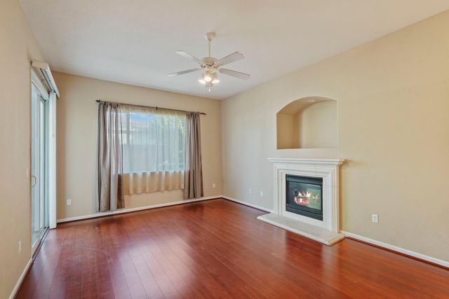 1155 Windjammer Dr, Stockton, CA 95209