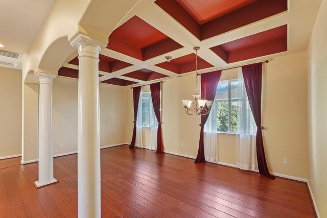 1155 Windjammer Dr, Stockton, CA 95209