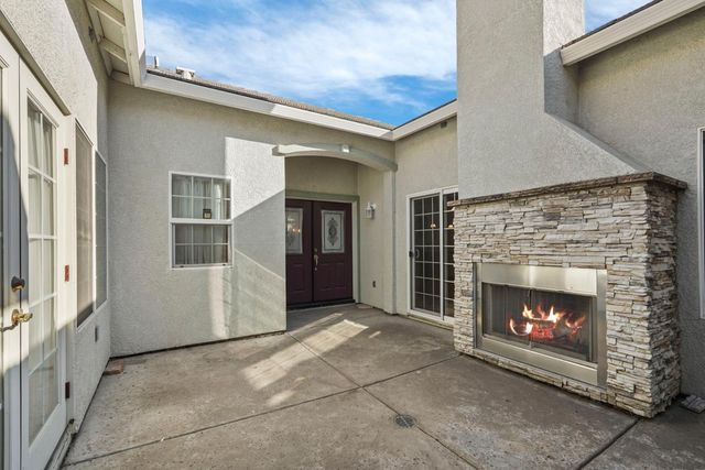 1155 Windjammer Dr, Stockton, CA 95209