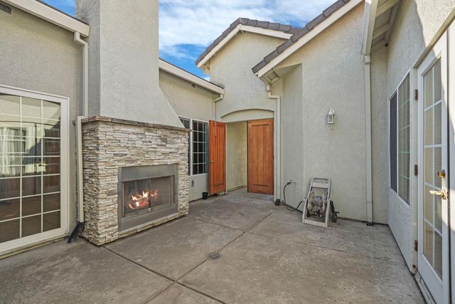 1155 Windjammer Dr, Stockton, CA 95209