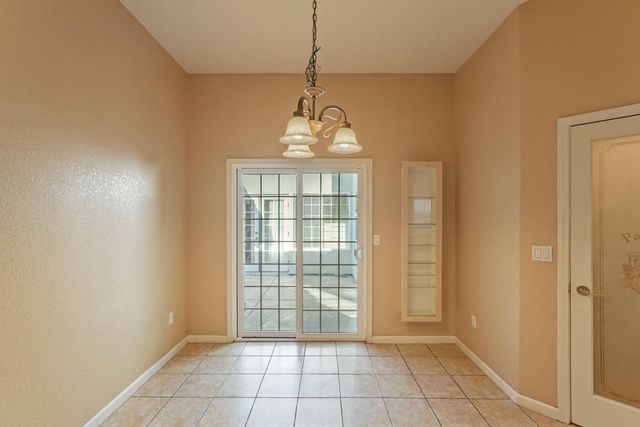 1155 Windjammer Dr, Stockton, CA 95209