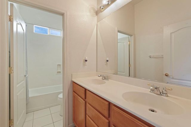 1155 Windjammer Dr, Stockton, CA 95209