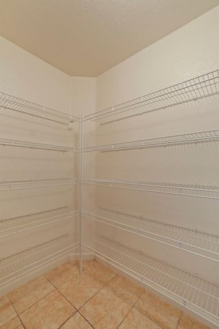 1155 Windjammer Dr, Stockton, CA 95209