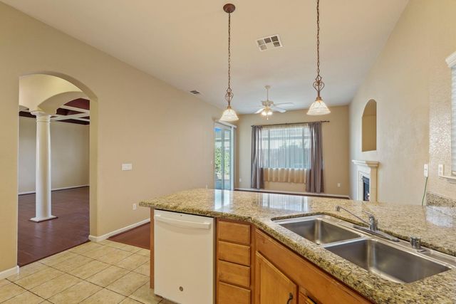 1155 Windjammer Dr, Stockton, CA 95209