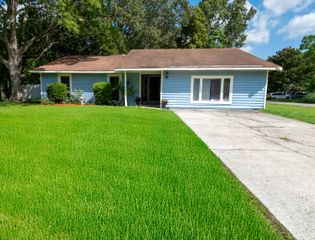 502 Upland Place, Mount Pleasant, SC 29464