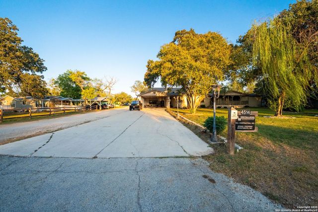 4514 Billy Sames Dr, Adkins, TX 78101