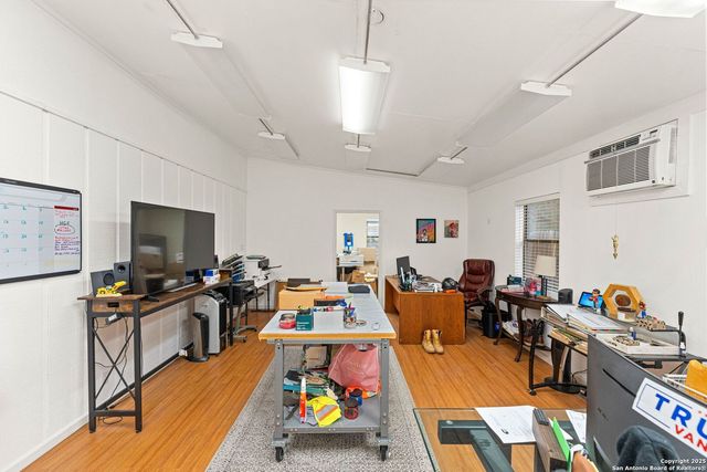 4514 Billy Sames Dr, Adkins, TX 78101