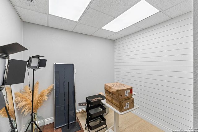 4514 Billy Sames Dr, Adkins, TX 78101