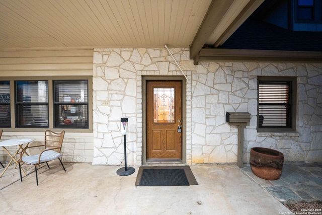 4514 Billy Sames Dr, Adkins, TX 78101