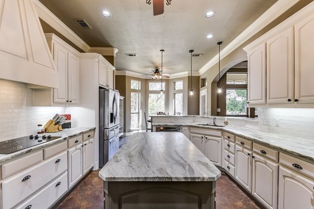 3860 Angela Court, Midlothian, TX 76065