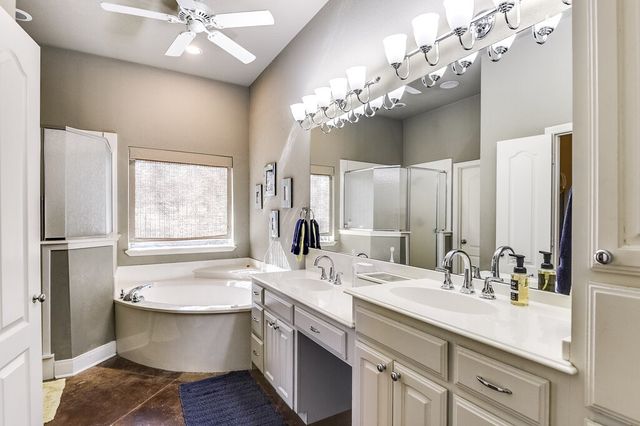 3860 Angela Court, Midlothian, TX 76065