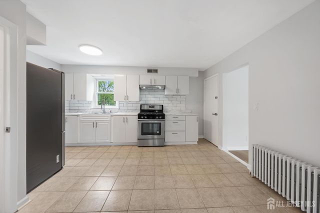 1746 Elk Street, Piscataway, NJ 08854