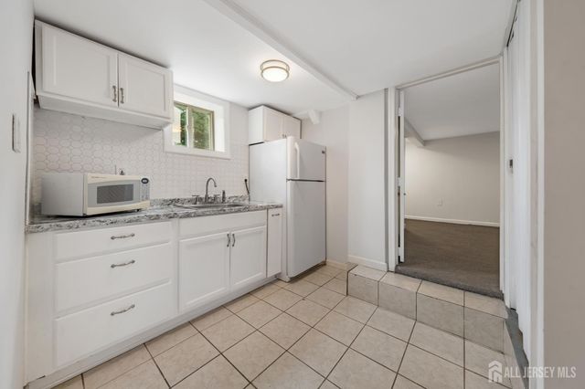 1746 Elk Street, Piscataway, NJ 08854