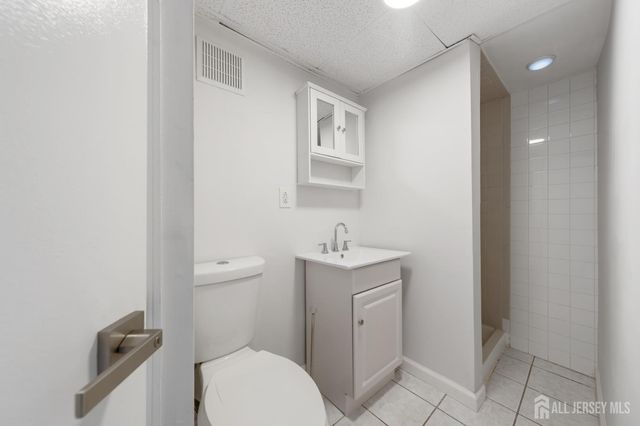 1746 Elk Street, Piscataway, NJ 08854