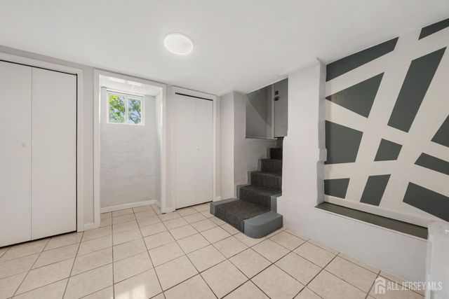 1746 Elk Street, Piscataway, NJ 08854