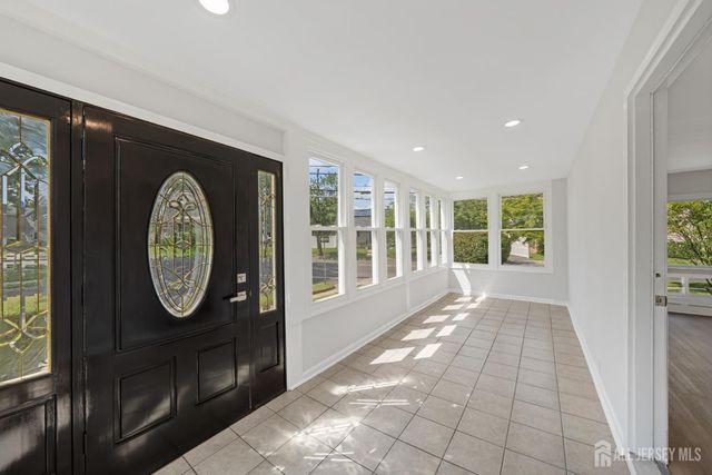 1746 Elk Street, Piscataway, NJ 08854