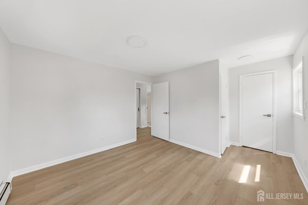 1746 Elk Street, Piscataway, NJ 08854