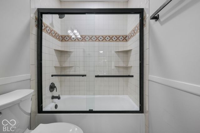 6724 S Lawndale Avenue, Indianapolis, IN 46221