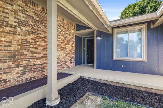 6724 S Lawndale Avenue, Indianapolis, IN 46221