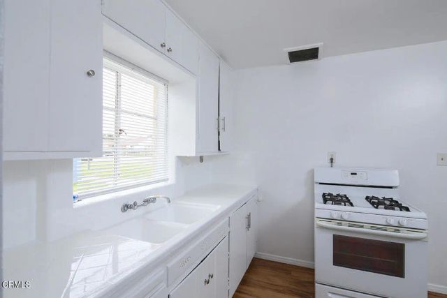 14308 Broadway, Whittier, CA 90604