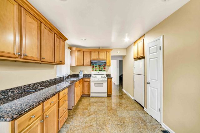 2725 N OAK PARK Avenue, Chicago, IL 60707