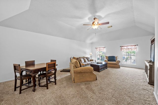 11323 Chestnut Woods Trail, Houston, TX 77065