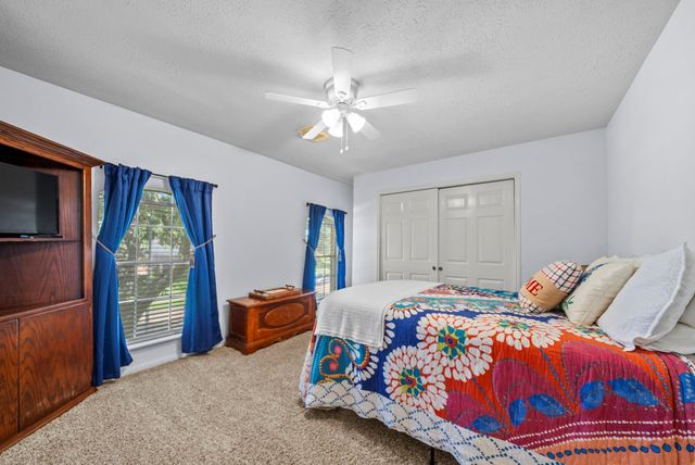 11323 Chestnut Woods Trail, Houston, TX 77065