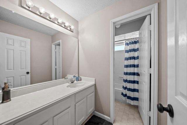 11323 Chestnut Woods Trail, Houston, TX 77065