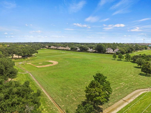 11323 Chestnut Woods Trail, Houston, TX 77065