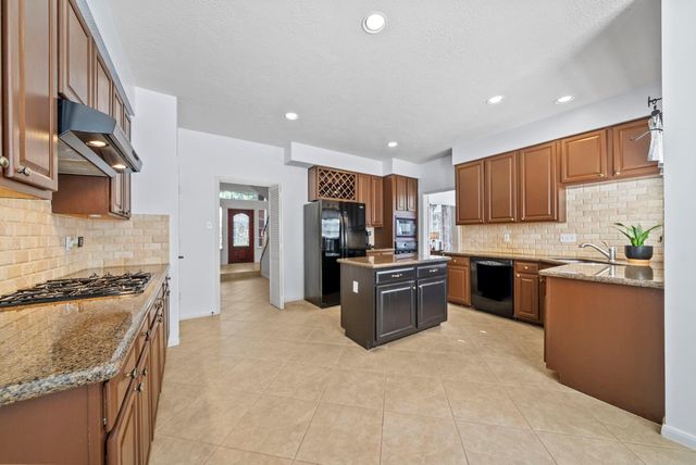 11323 Chestnut Woods Trail, Houston, TX 77065
