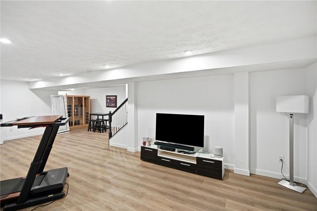 7884 Pinnacle Point Drive, West Chester, OH 45069