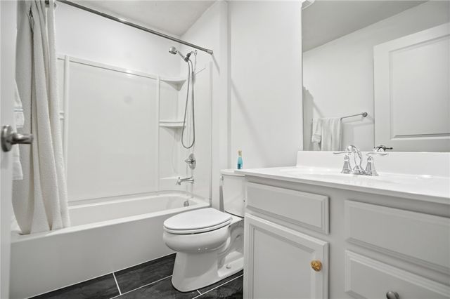 7884 Pinnacle Point Drive, West Chester, OH 45069