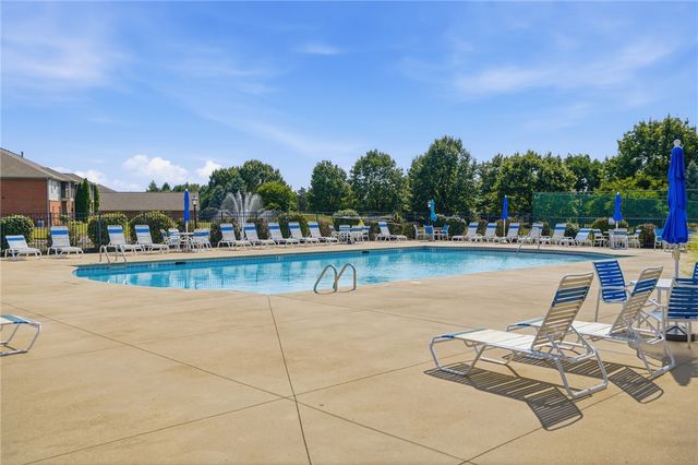 7884 Pinnacle Point Drive, West Chester, OH 45069