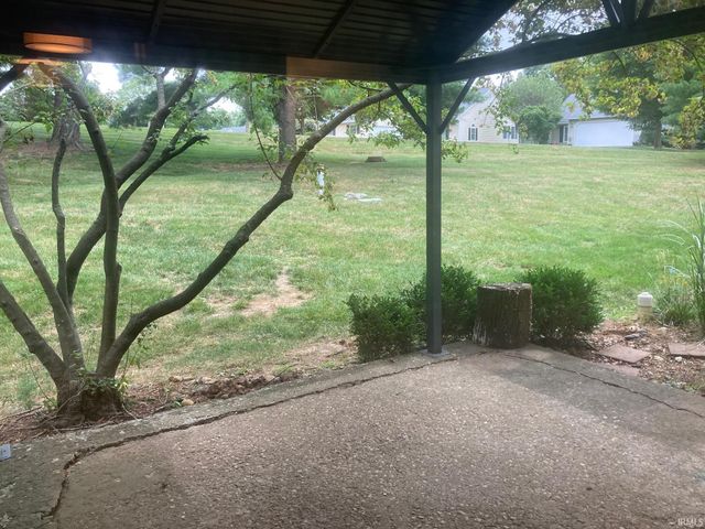 3871 S Laurel Court, Bloomington, IN 47401
