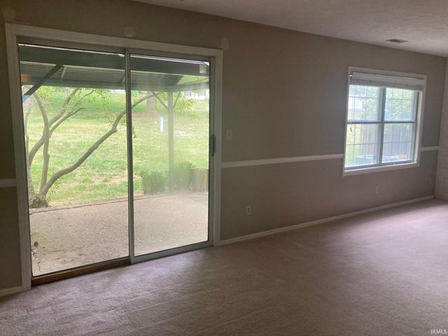 3871 S Laurel Court, Bloomington, IN 47401
