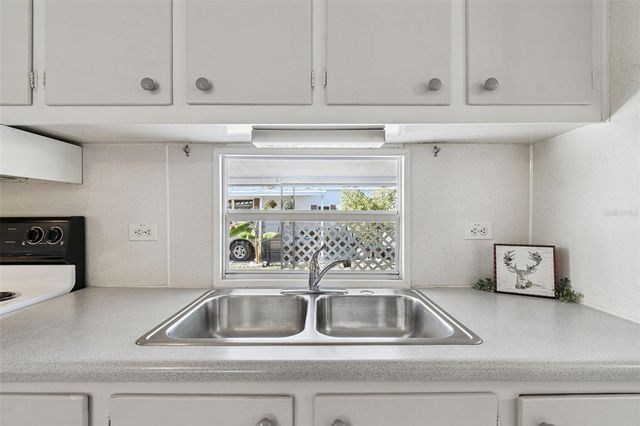 12674 SEMINOLE BOULEVARD C35, Largo, FL 33778