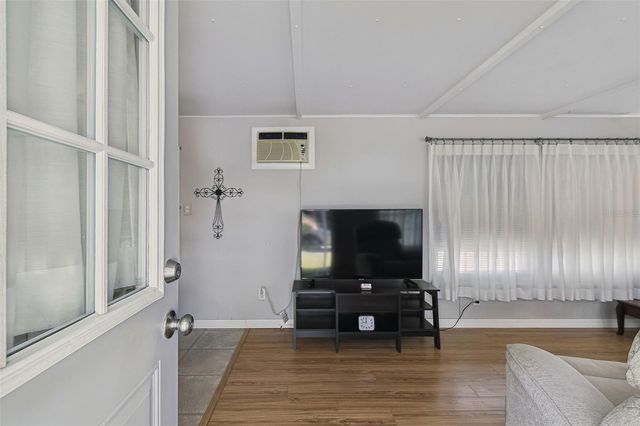 12674 SEMINOLE BOULEVARD C35, Largo, FL 33778