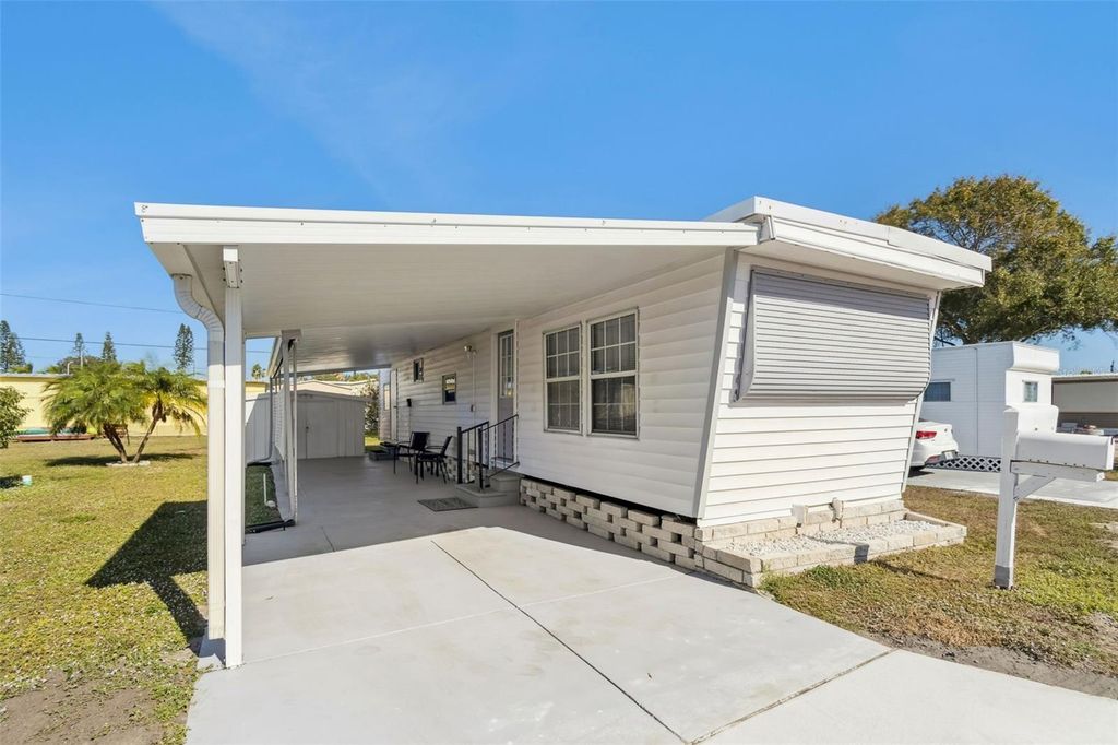 12674 SEMINOLE BOULEVARD C35, Largo, FL 33778