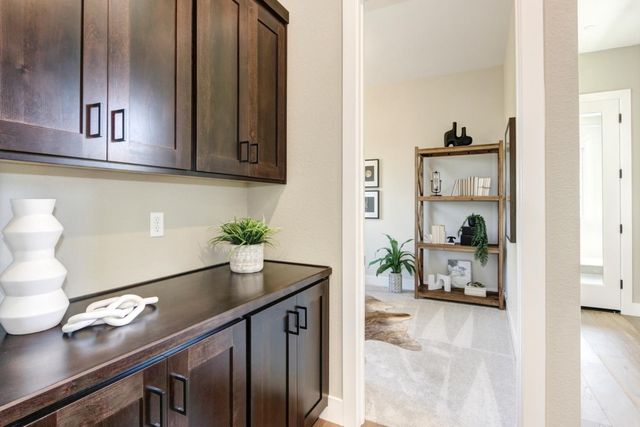 7401 MAMBA Ct, Rancho Murieta, CA 95683