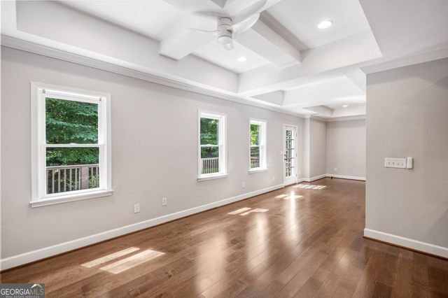 3060 Burlingame Drive, Roswell, GA 30075