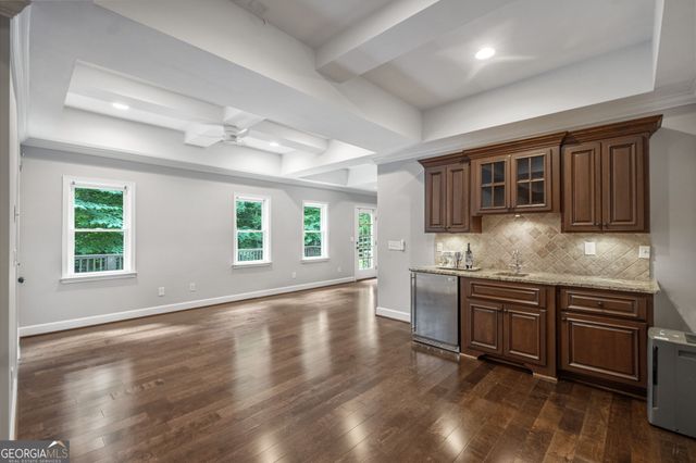 3060 Burlingame Drive, Roswell, GA 30075