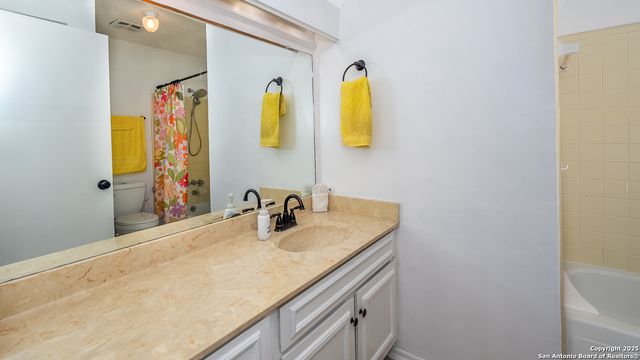 7711 Callaghan Rd Apt 714, San Antonio, TX 78229