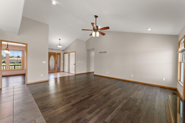 798 S 400 W, Hebron, IN 46341