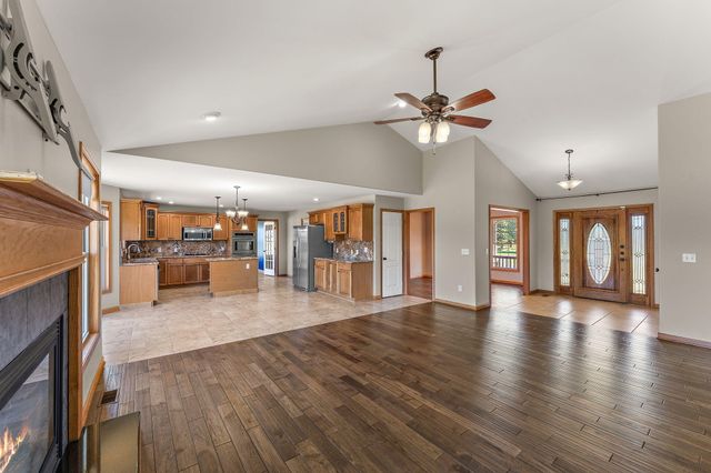 798 S 400 W, Hebron, IN 46341