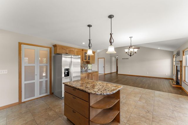 798 S 400 W, Hebron, IN 46341