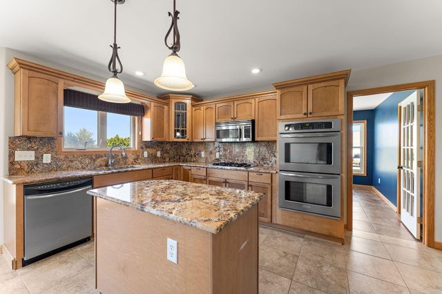 798 S 400 W, Hebron, IN 46341