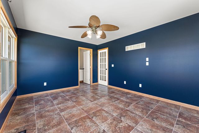 798 S 400 W, Hebron, IN 46341